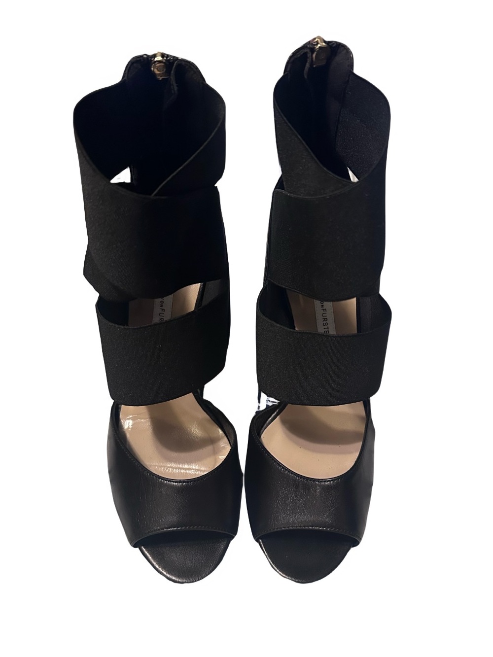 Diane Von Furstenberg Size 7
Juliesa Stiletto Heels Made in Italy - Picture 7 of 8